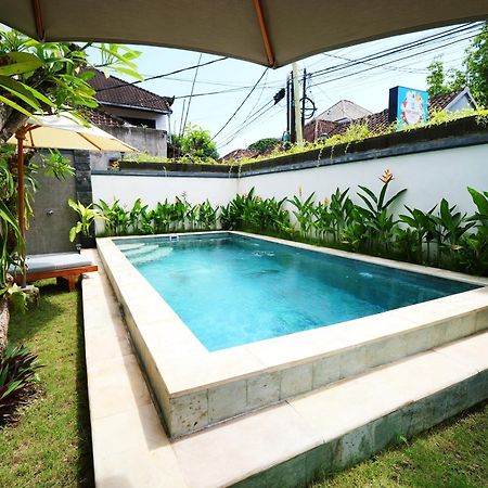 Ken Ken Guest House Seminyak Extérieur photo