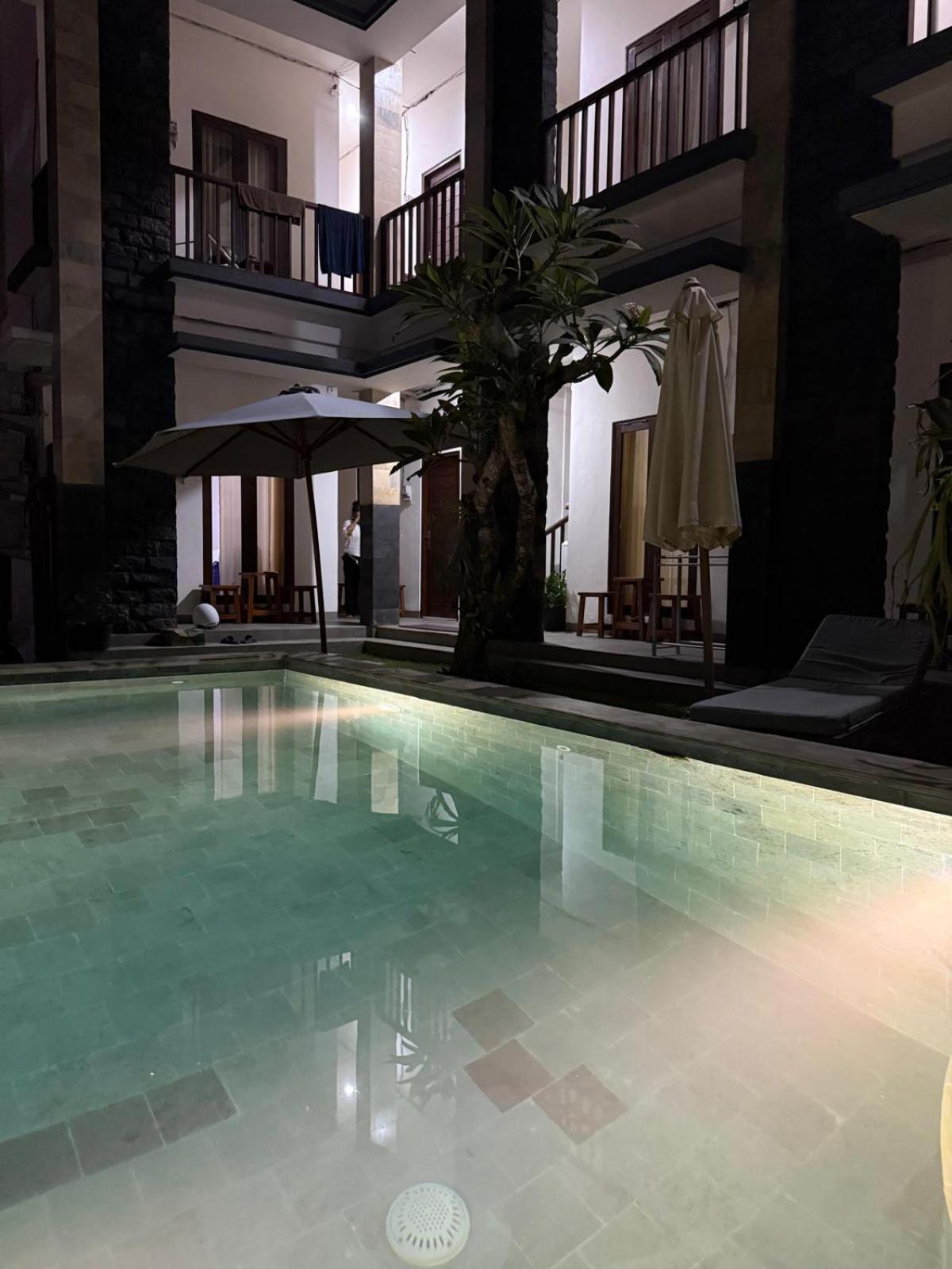 Ken Ken Guest House Seminyak Extérieur photo